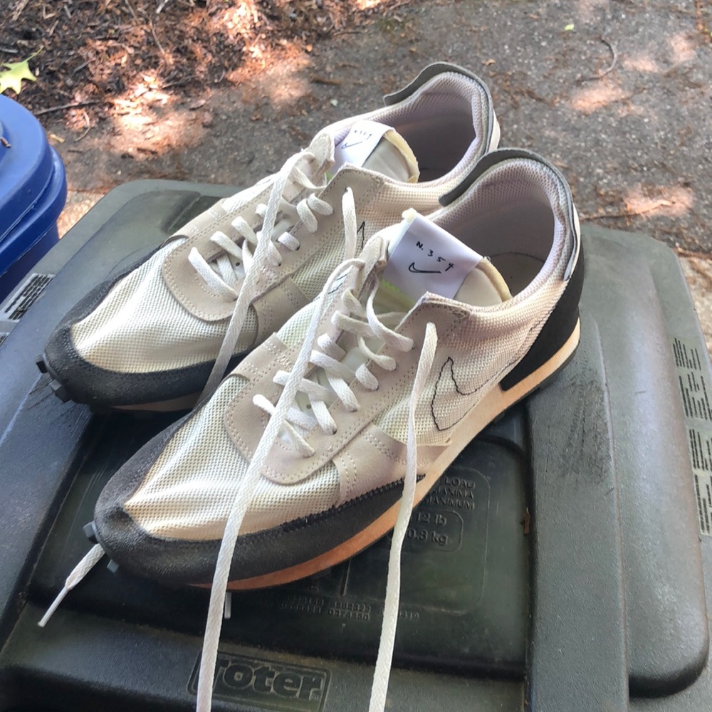 Nike No.354 size 10